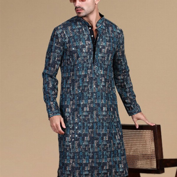 Sanwara Men Geometric Embroidered Straight Kurta