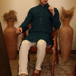 House of Pataudi Ethnic Motifs Embroidered Straight Kurta