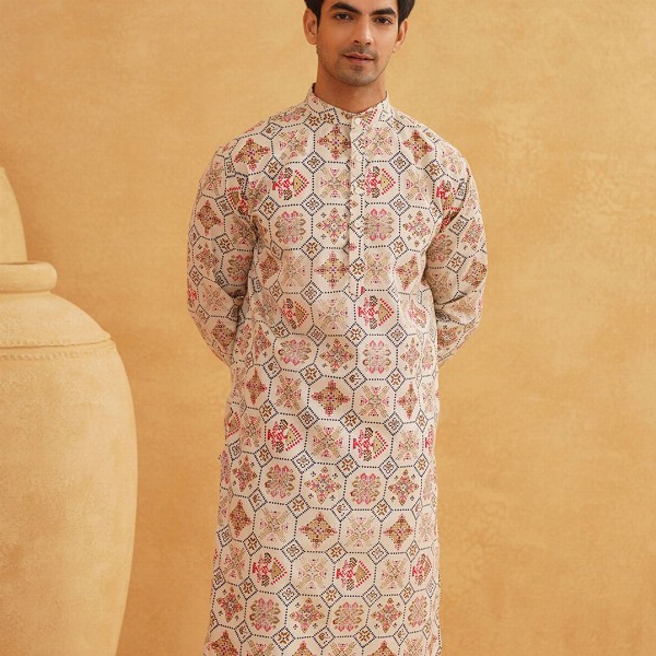 SOJANYA Men Cream-Coloured Geometric Printed Kurta