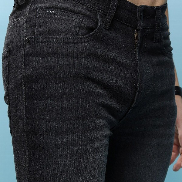 HIGHLANDER Men Skinny Fit Clean Look Light Fade Whiskers Stretchable Jeans