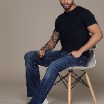 The Roadster Lifestyle Co. Men Bootcut Light Fade Stretchable Jeans