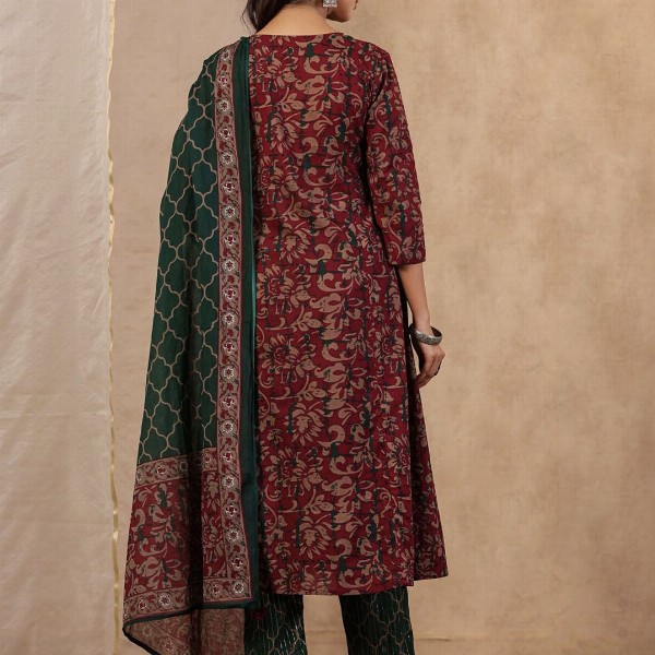 Sangria Floral Printed Pure Cotton Straight Kurta With Trouser & Dupatta