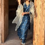 VredeVogel Ethnic Motifs Embroidered Thread Work Kurta With Trousers & Dupatta