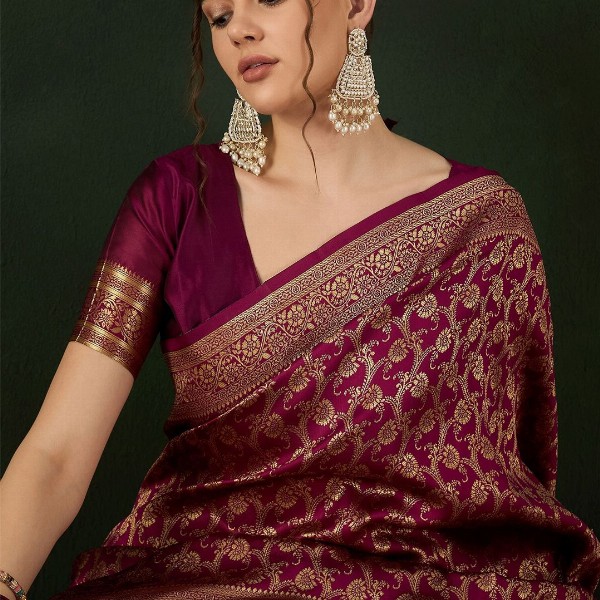 Sangria Woven Design Saree With Blouse Piece