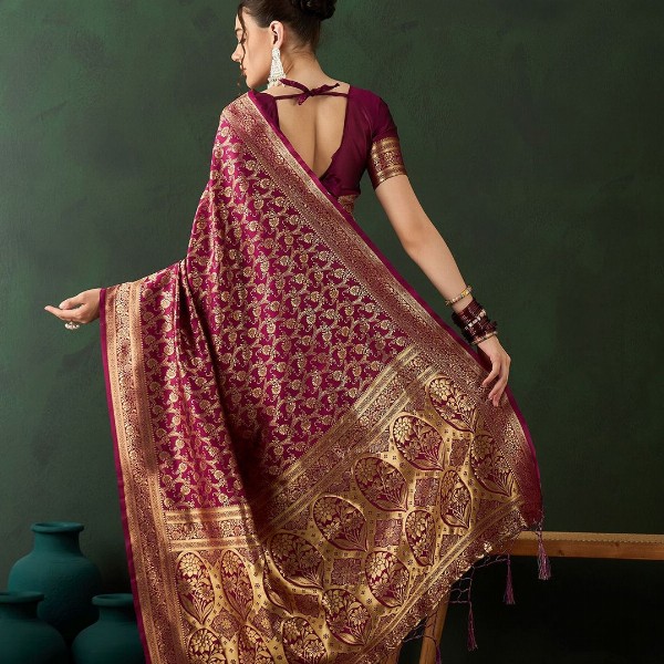 Sangria Woven Design Saree With Blouse Piece