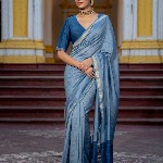 Suta Solid Woven Design Zari Saree