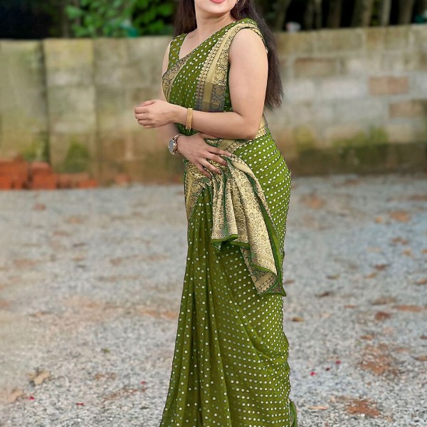 KALINI Polka Dots Woven Design Zari Saree