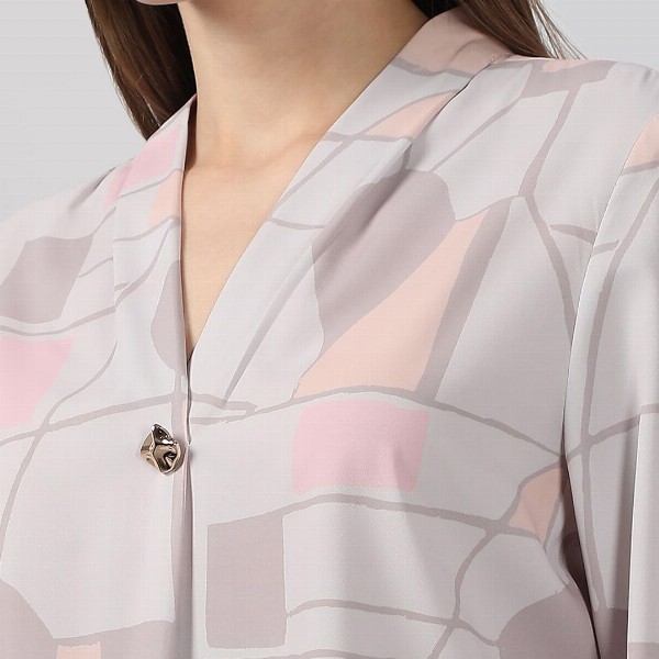 Vero Moda Women Abstract Printed V-Neck Top