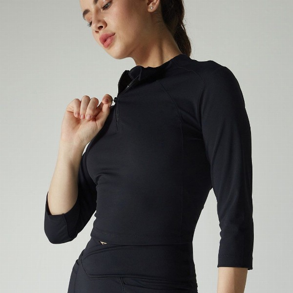 Cava Obsidian Black Silhouette Zip Top