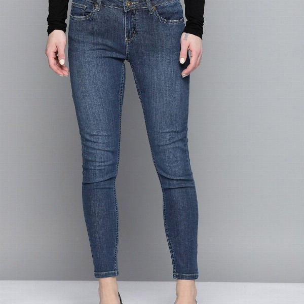 Chemistry Women Skinny Fit Light Fade Stretchable Jeans