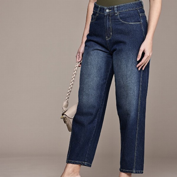 French Connection Women Pure Cotton Mom Fit High-Rise Light Fade Jeans