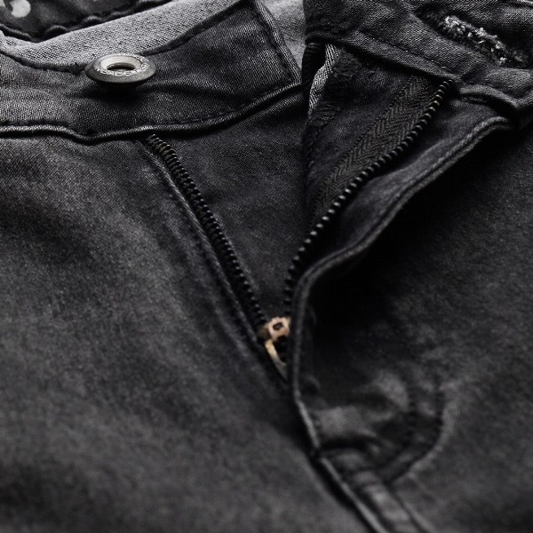 Roadster Women Black Skinny Fit Mid-Rise Clean Look Stretchable Jeans