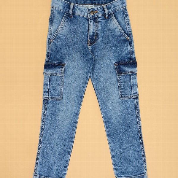 Pantaloons Junior Boys Regular Fit Mid-Rise Heavy Fade Cotton Jeans