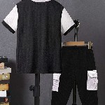 kachhot Kids Colourblocked Printed Round Neck T-shirt With Shorts