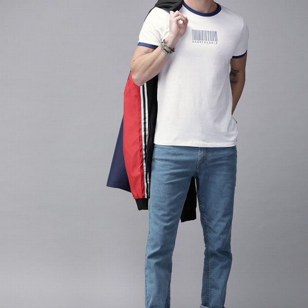 Roadster Men White Solid Round Neck Pure Cotton T-shirt with Print Detail