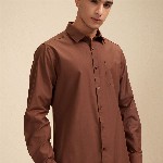 HIGHLANDER Men Solid Casual Shirt