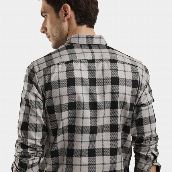 The Collection Checked Button Down Collar Long Sleeves Classic Slim Fit Cotton Shirt