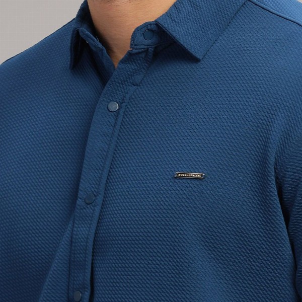 Parcel Yard Classic Geometric Self Design Spread Collar Cotton Casual Shirt