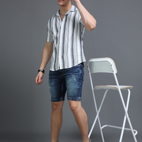 HERE&NOW White Slim Fit Vertical Striped Cuban Collar Cotton Casual Shirt