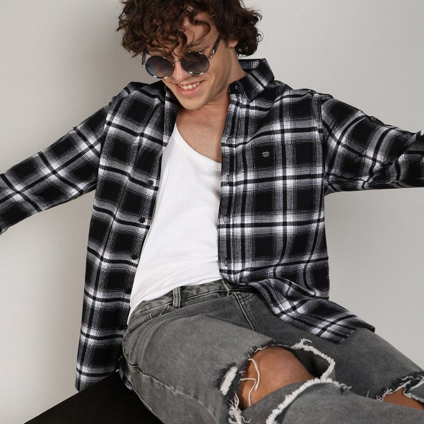 Campus Sutra Classic Buffalo Checked Casual Shirt