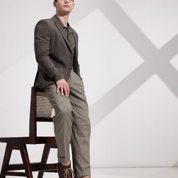 INVICTUS Notched Lapel Collar Slim Fit Semiformal Blazer