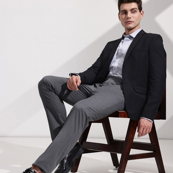 INVICTUS Men Slim-Fit Single-Breasted Smart Casual Blazer