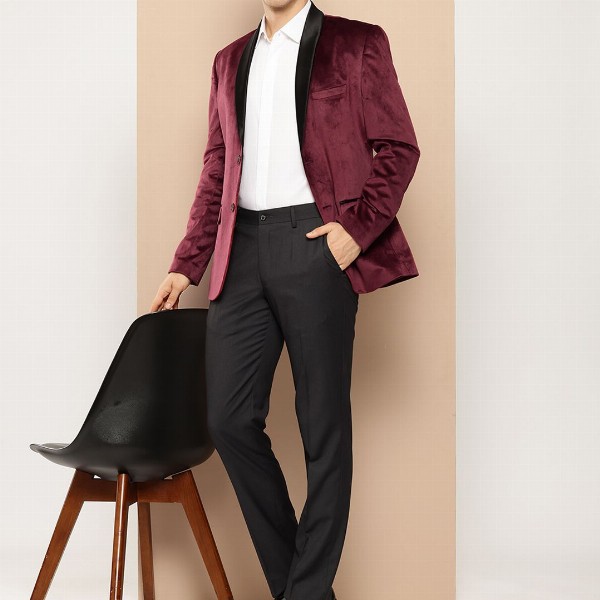 INVICTUS Velvet Finish Slim Fit Party Blazer