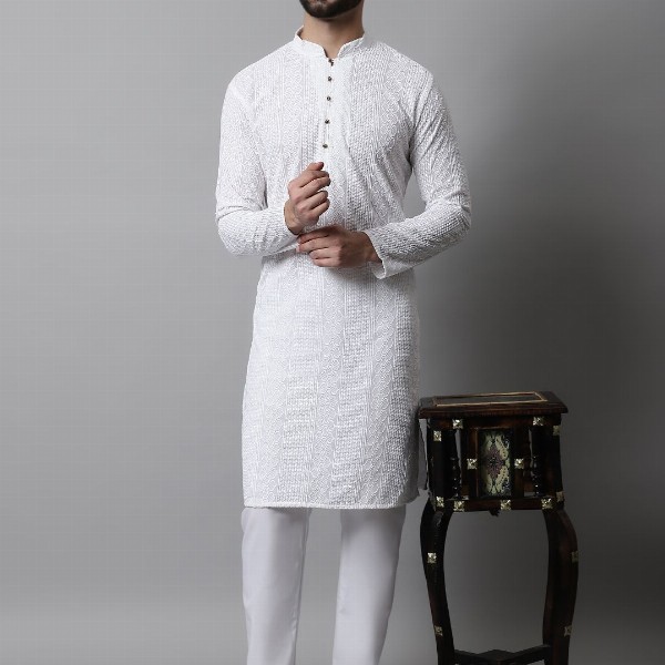 Jompers Men White Cotton Embroidered Chikankari Kurta