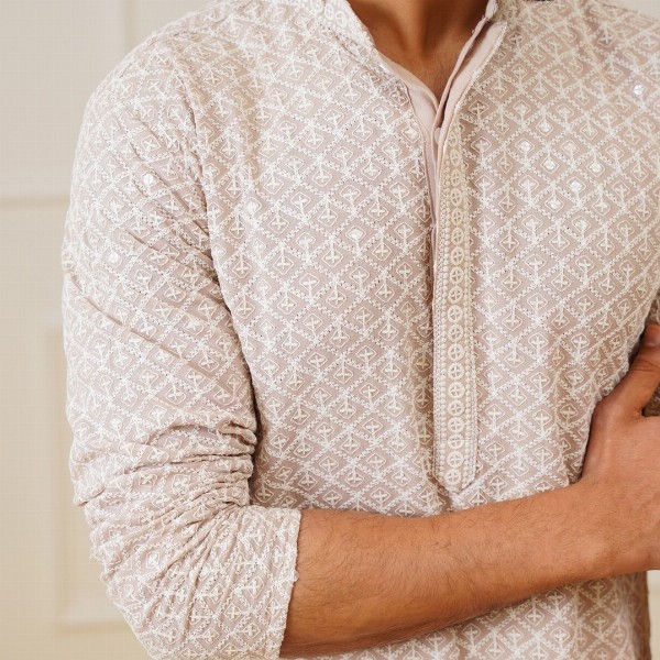 Jompers Ethnic Motifs Embroidered Mandarin Collar Straight Kurta