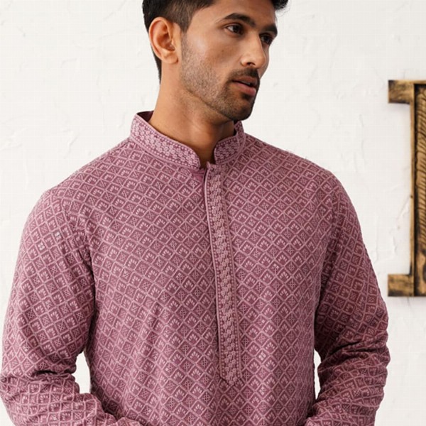 Jompers Ethnic Motifs Embroidered Sequinned Mandarin Collar Straight Kurta