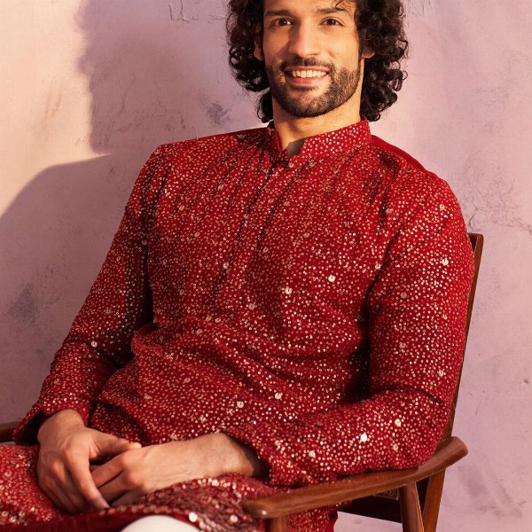 VASTRAMAY Sequinned Embellished Straight Kurta