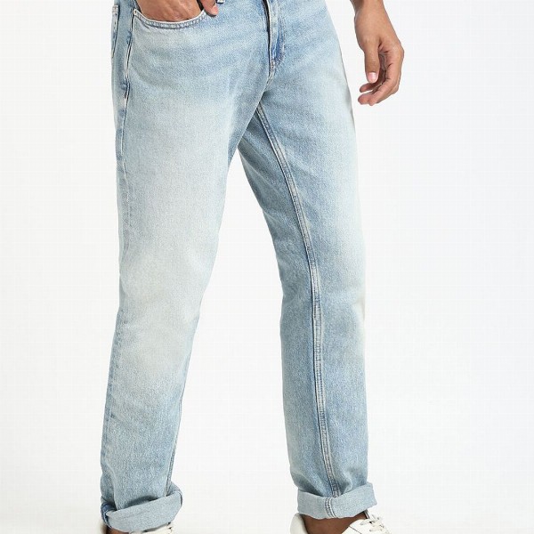 Tommy Hilfiger Men Slim Fit Heavy Fade Stretchable Jeans