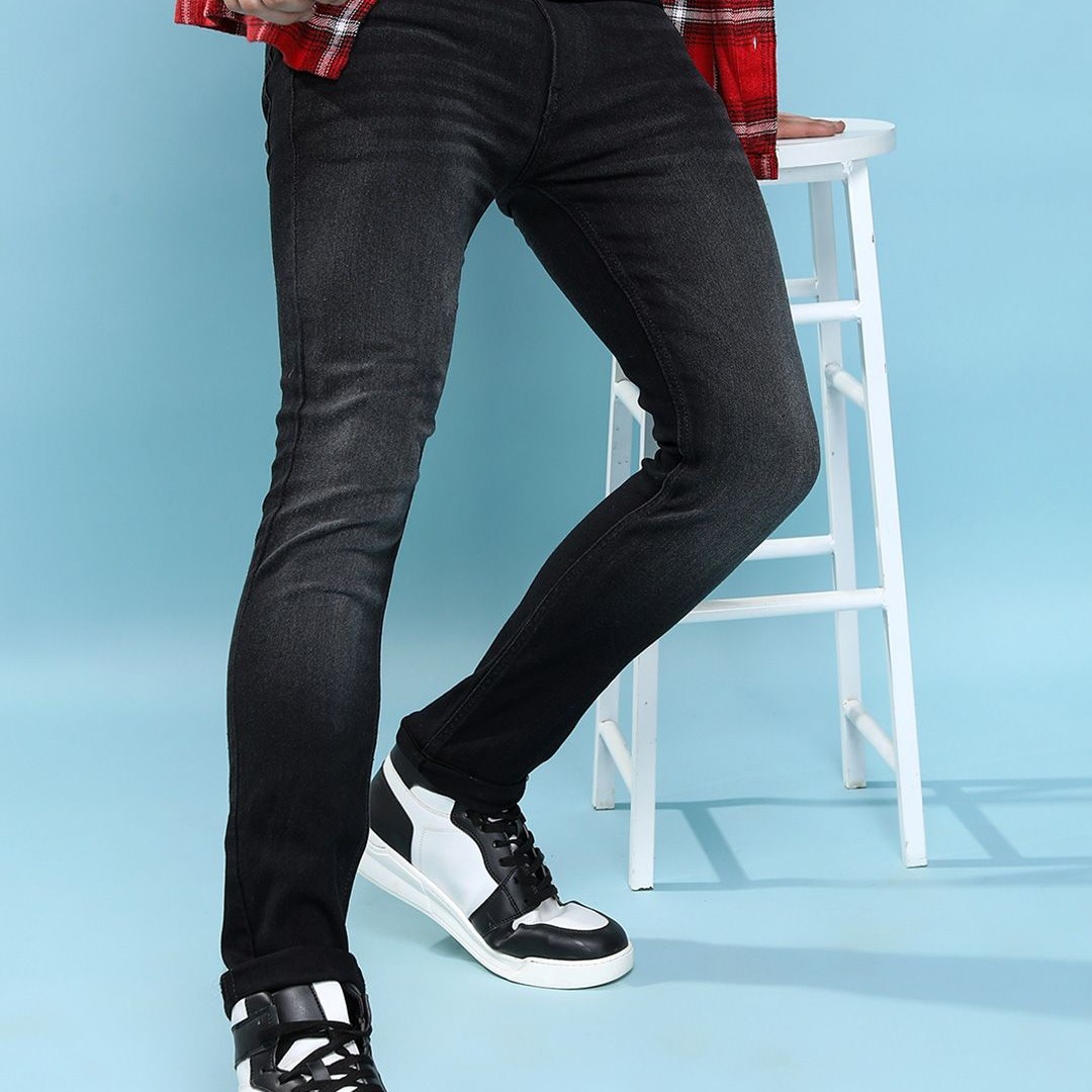 HIGHLANDER Men Slim Fit Light Fade Stretchable Jeans