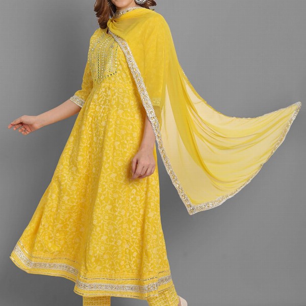 SINGNI Floral Printed Mirror Work A-Line Kurta With Trousers & Dupatta