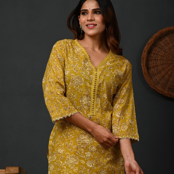 Rimeline Floral Printed V-Neck Pure Cotton Straight Kurtas