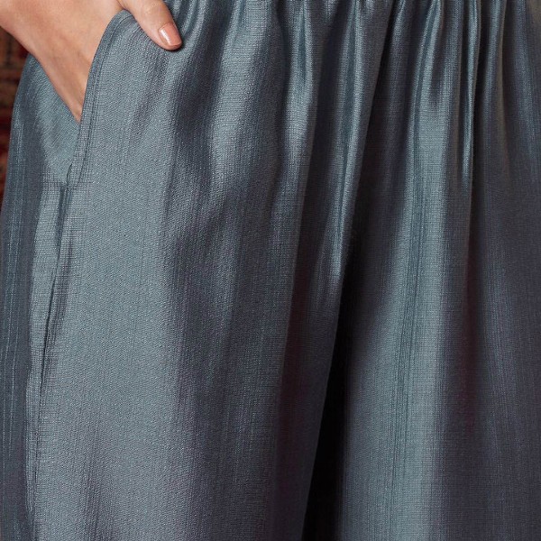 Aaghnya Women Solid Kurta with Palazzo & Dupatta