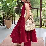 Aaghnya Women Geometric Printed Kurta with Palazzo