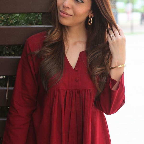 GoSriKi Women Solid Kurta with Trousers