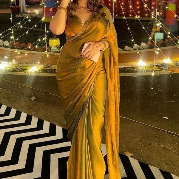 BAESD Beads and Stones Banarasi Saree