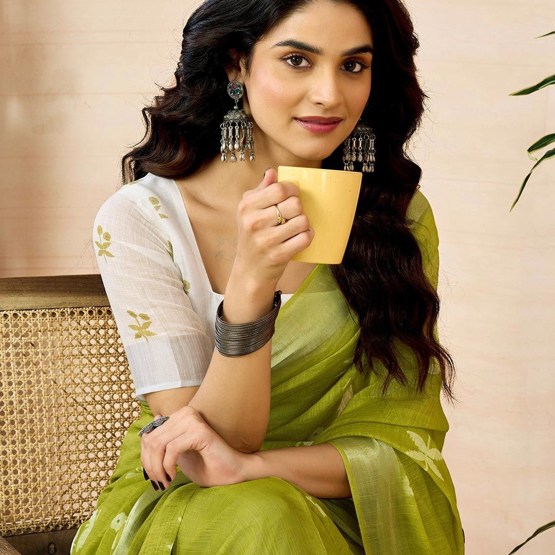 Mitera Ethnic Motifs Pure Linen Ready to Wear Saree