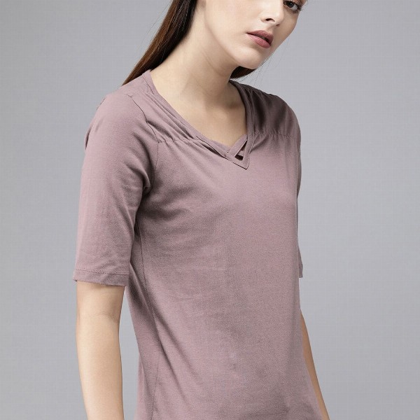 Roadster Women Mauve Solid Regular Pure Cotton Top