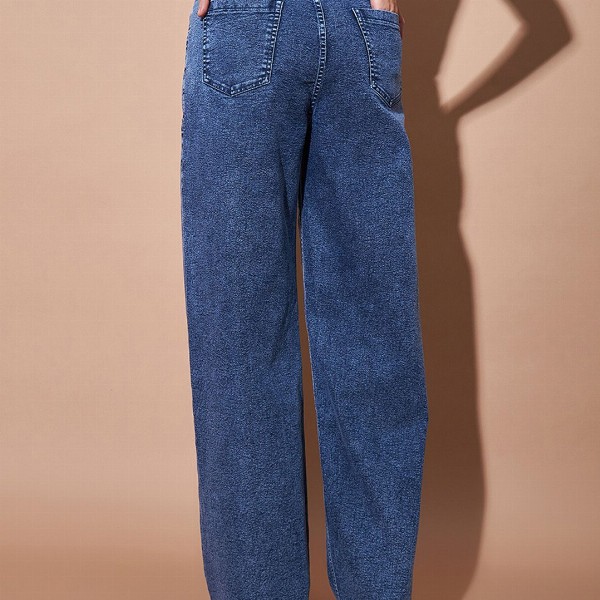 SASSAFRAS BASICS Women Straight Fit High-Rise Clean Look Heavy Fade Jeans