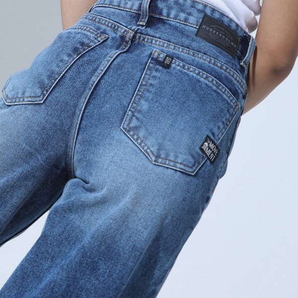 Hubberholme Women 90's baggy High-Rise Light Fade Jeans