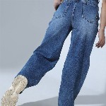 Hubberholme Women 90's baggy High-Rise Light Fade Jeans