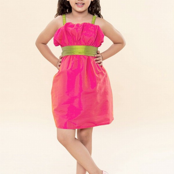 A T U N Girls Pink & Green Solid Fit and Flare Dress