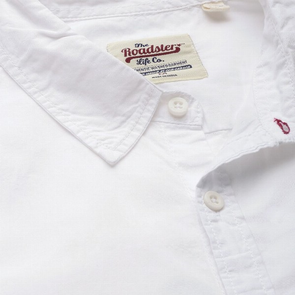 Roadster Men White Classic Regular Fit Cotton Casual Shirt