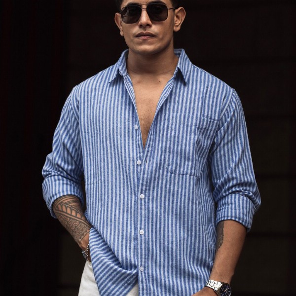 Powerlook Men Spread Collar Vertical Striped Cotton Casual Shirt
