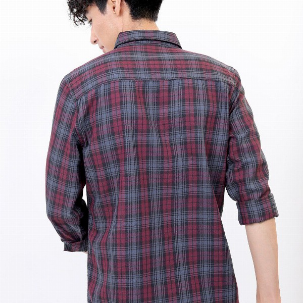HIGHLANDER Men Maroon Slim Fit Tartan Checked Casual Shirt