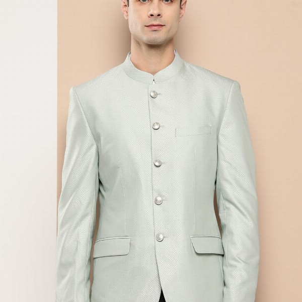 INVICTUS Geometric Woven Design Slim Fit Smart Casual Blazer